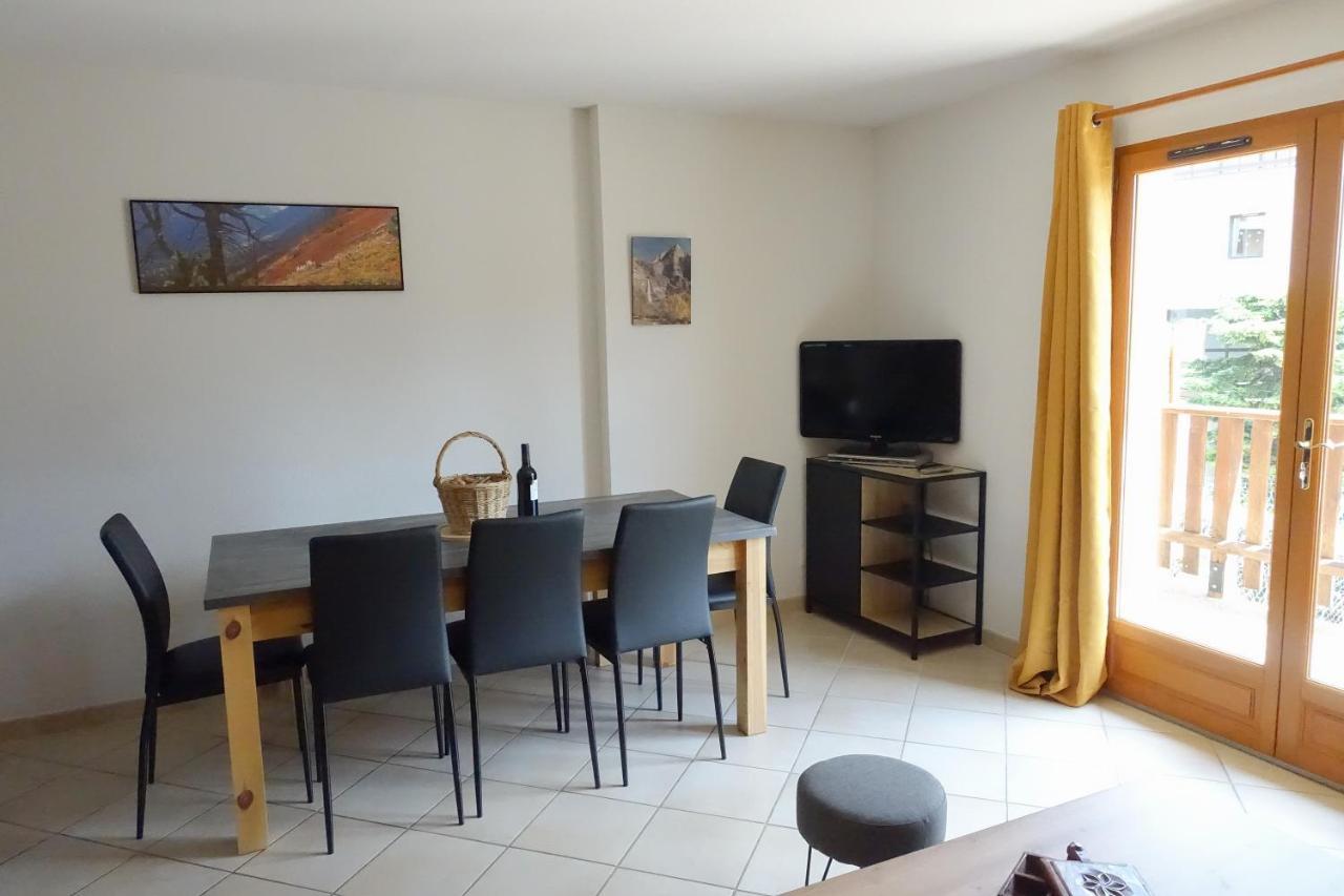 Apartament T3 Au Plan D'Eau D'Embrun Avec Garage Et Terrasse Zewnętrze zdjęcie