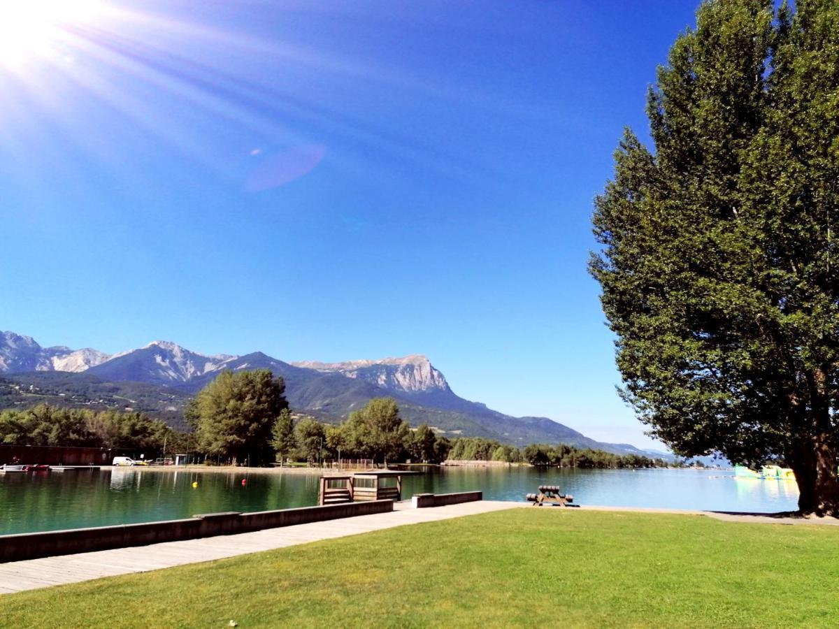 Apartament T3 Au Plan D'Eau D'Embrun Avec Garage Et Terrasse Zewnętrze zdjęcie